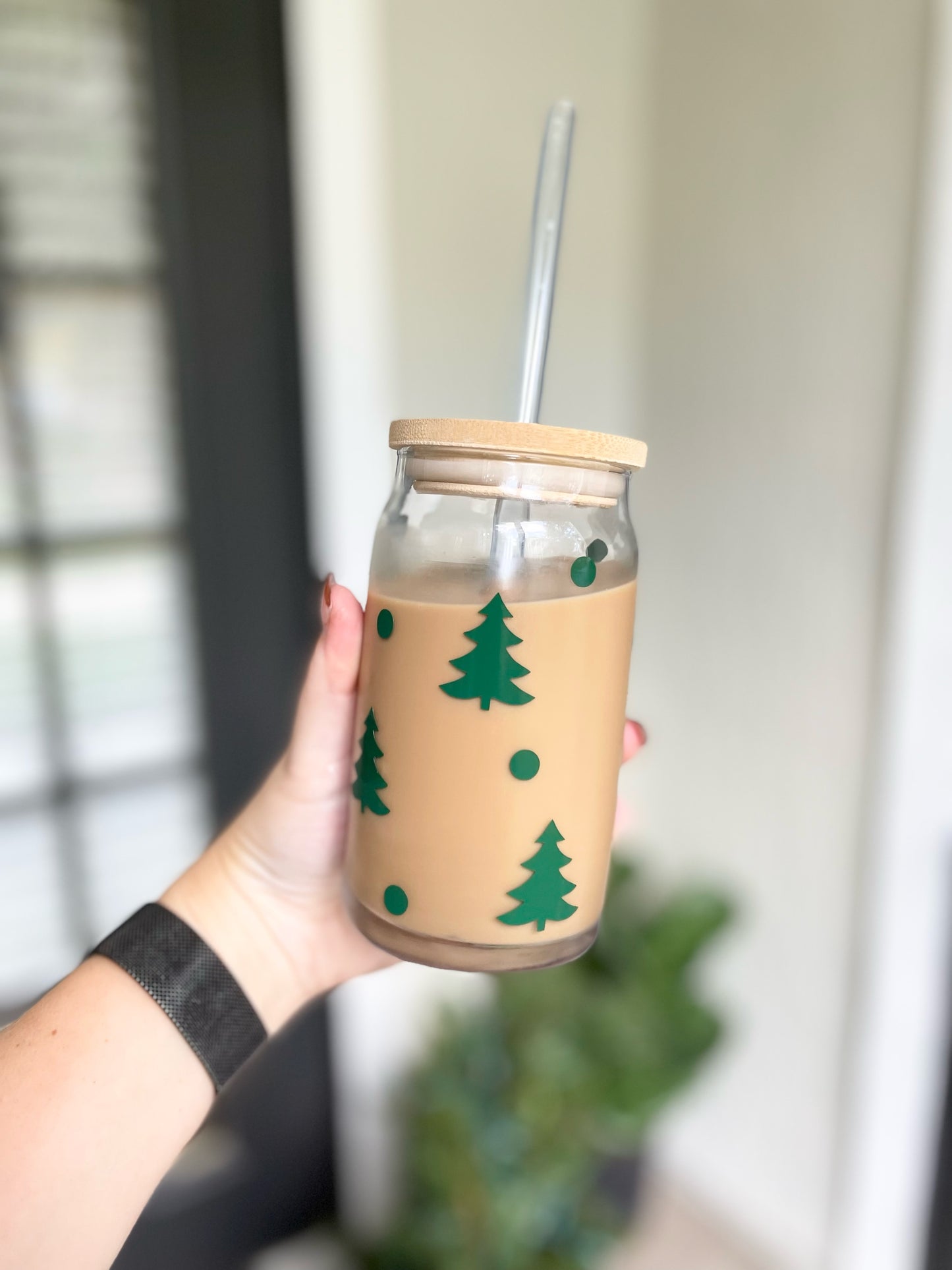 Christmas tree glass can